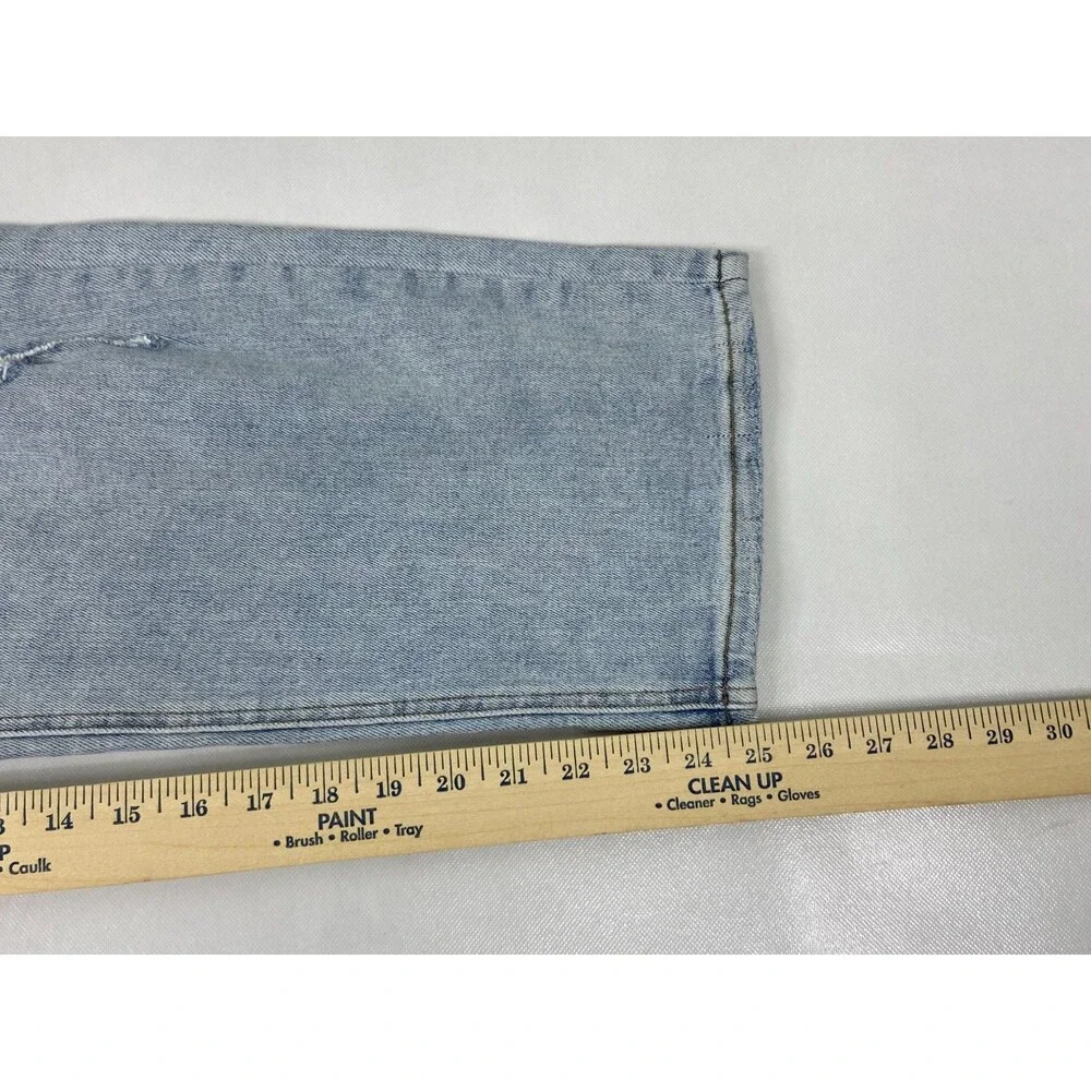 Risen Women 1XL Jeans Boyfriend Fit Straight Leg Distressed Light Wash NWT - Picture 15 of 16